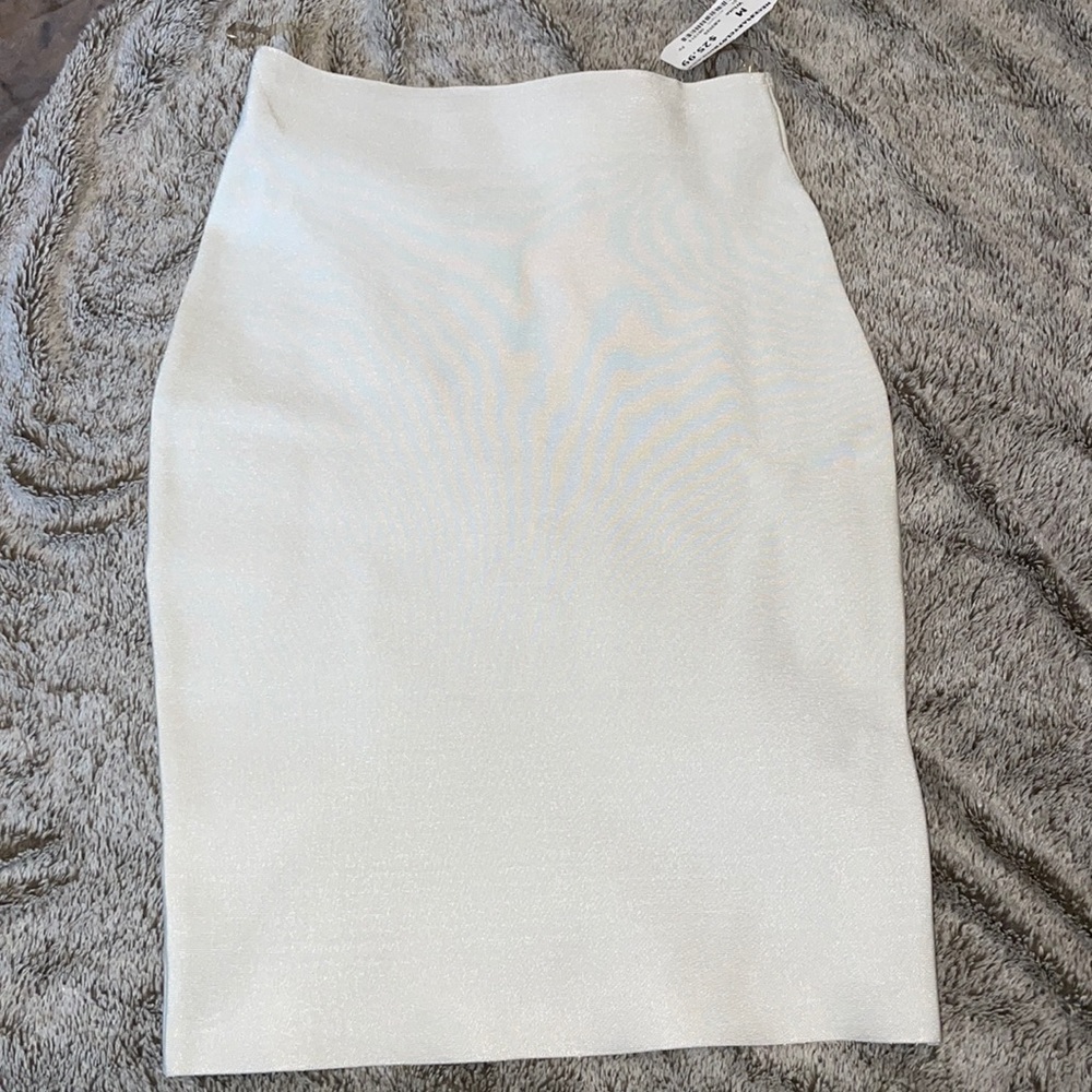Pencil stretchy skirt